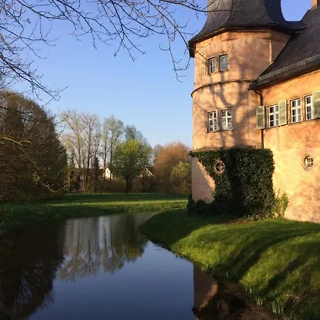 Am Schloss Holiday home *