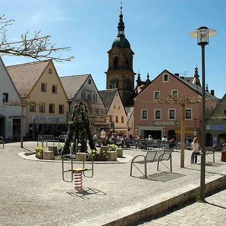 Am Schloss * Schnabelwaid